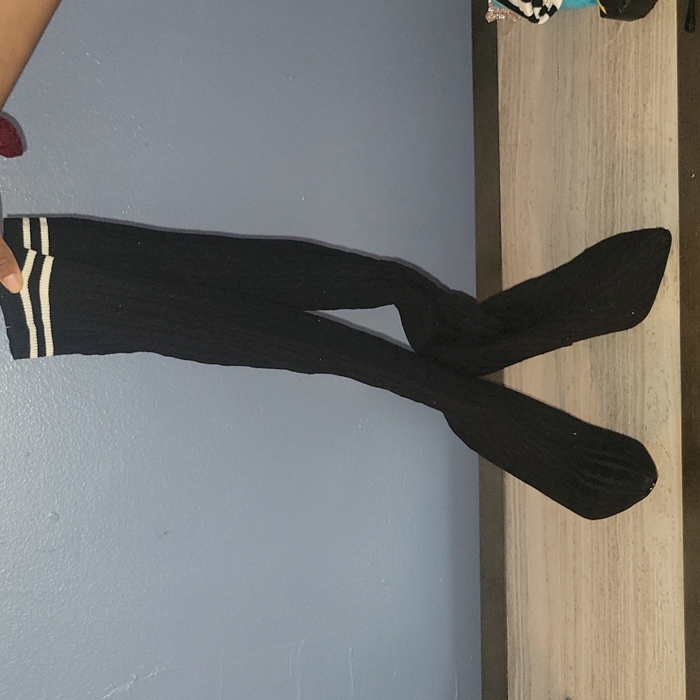 Shoes - Picture 2 of 3